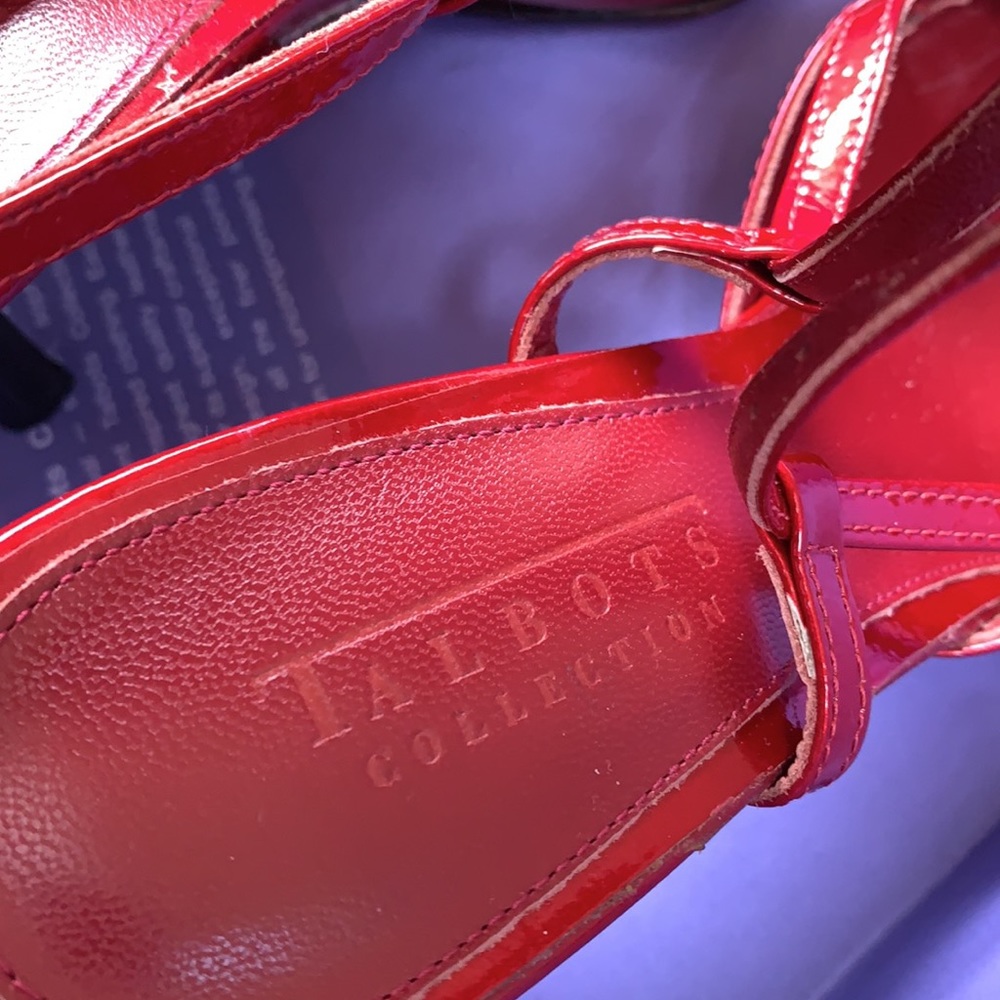 Red heels - Picture 3 of 8